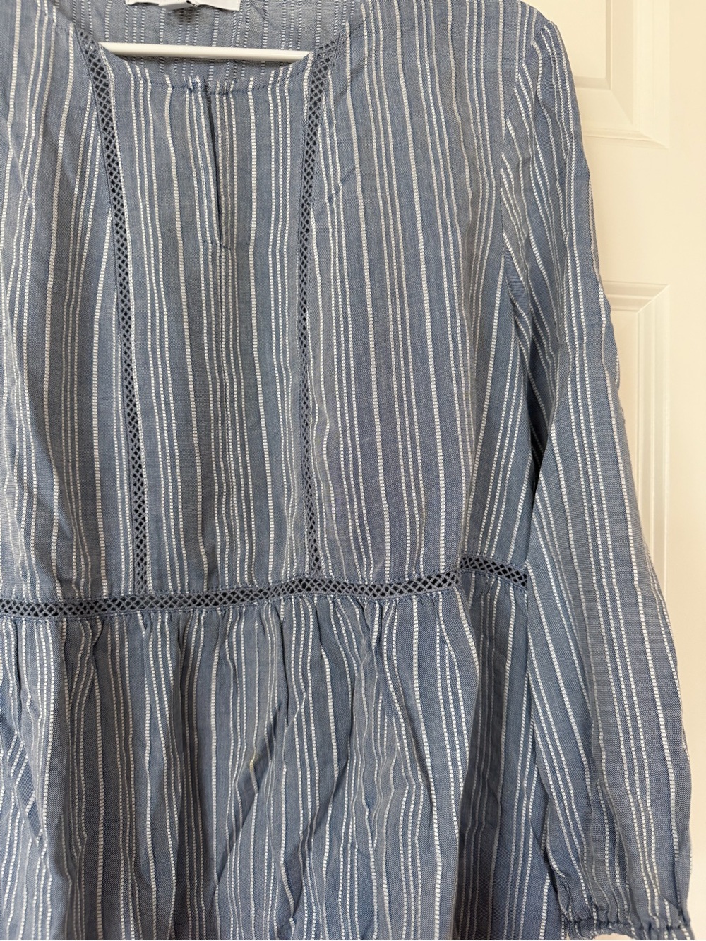 Blouse - Picture 3 of 4